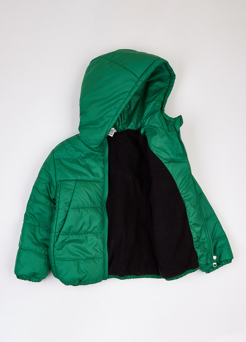 Зеленая демисезонная куртка Одягайко