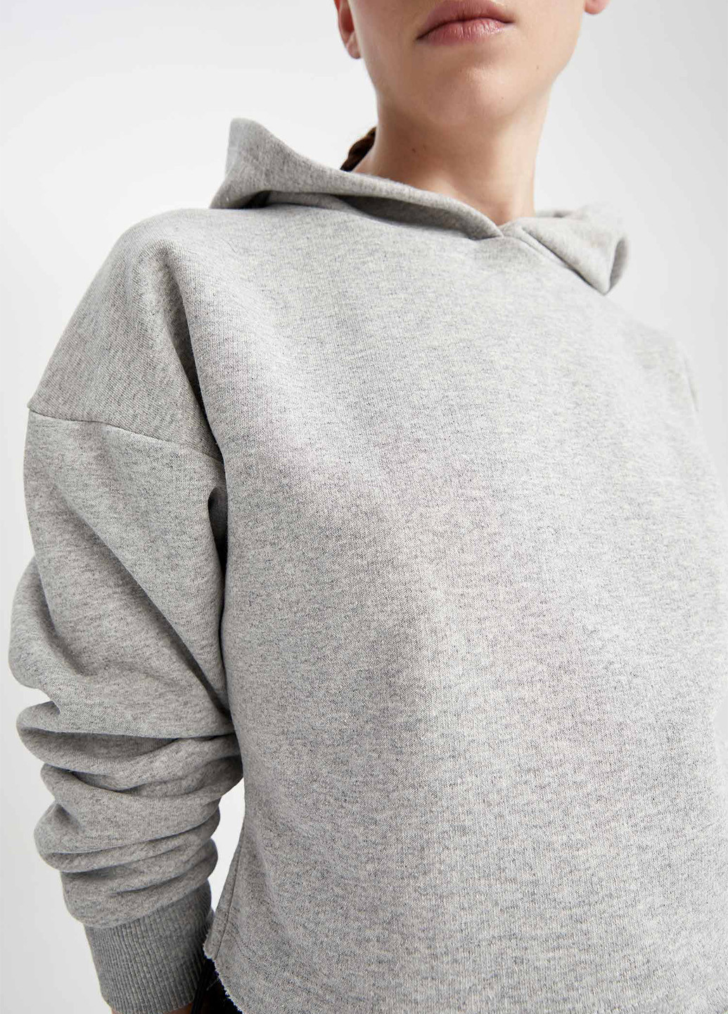 Світло-сірий демісезонний светр DeFacto