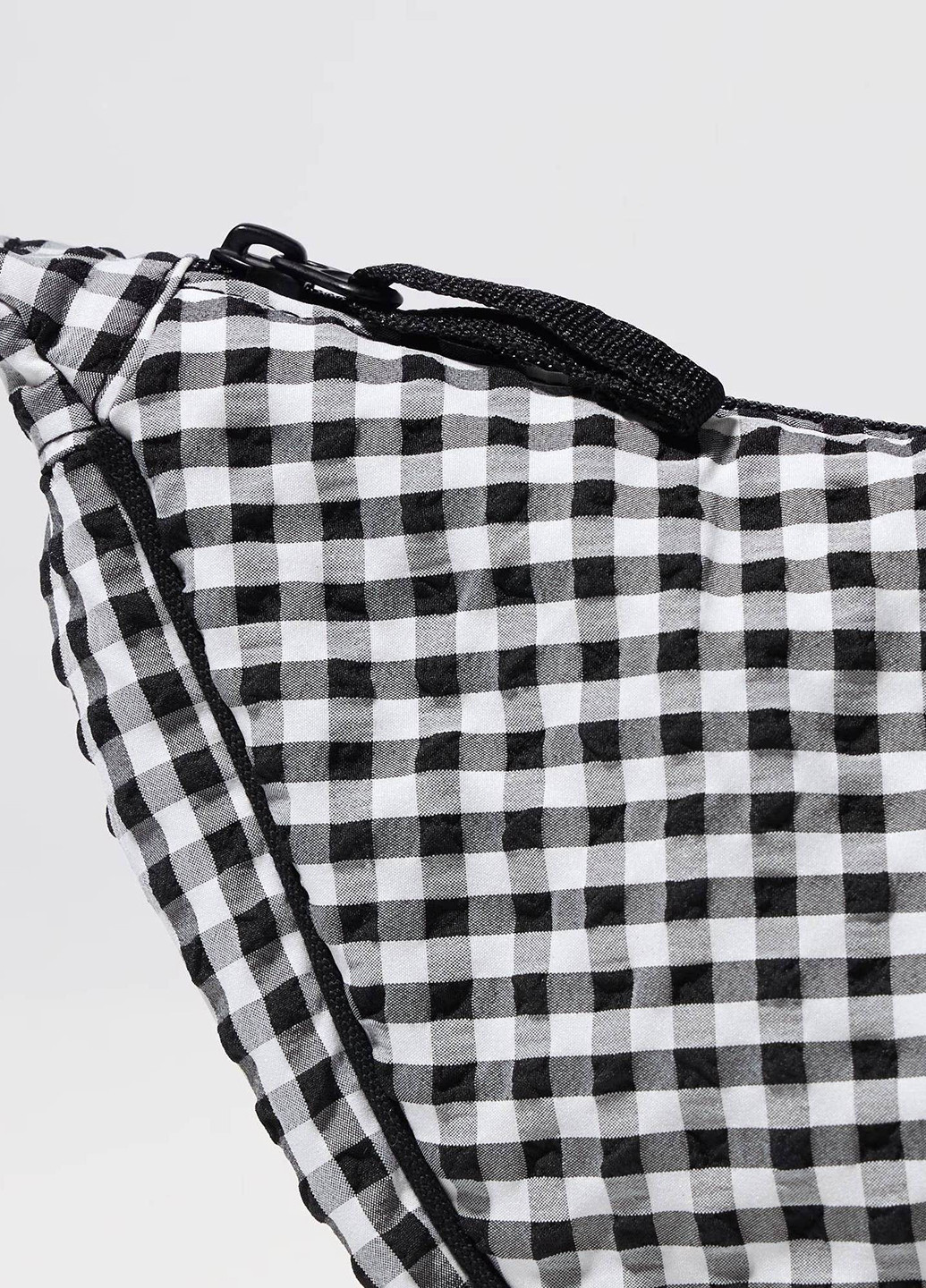 Сумка Uniqlo (347579909)