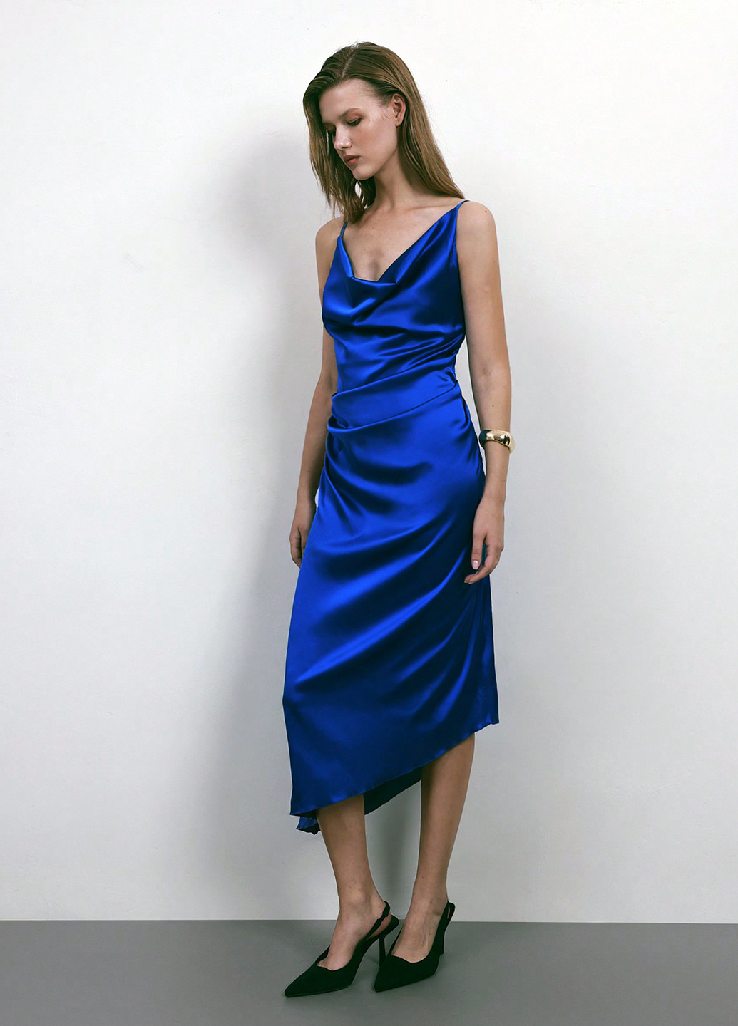 Синя вечірня сукня з відкритою спиною SHEIN однотонна