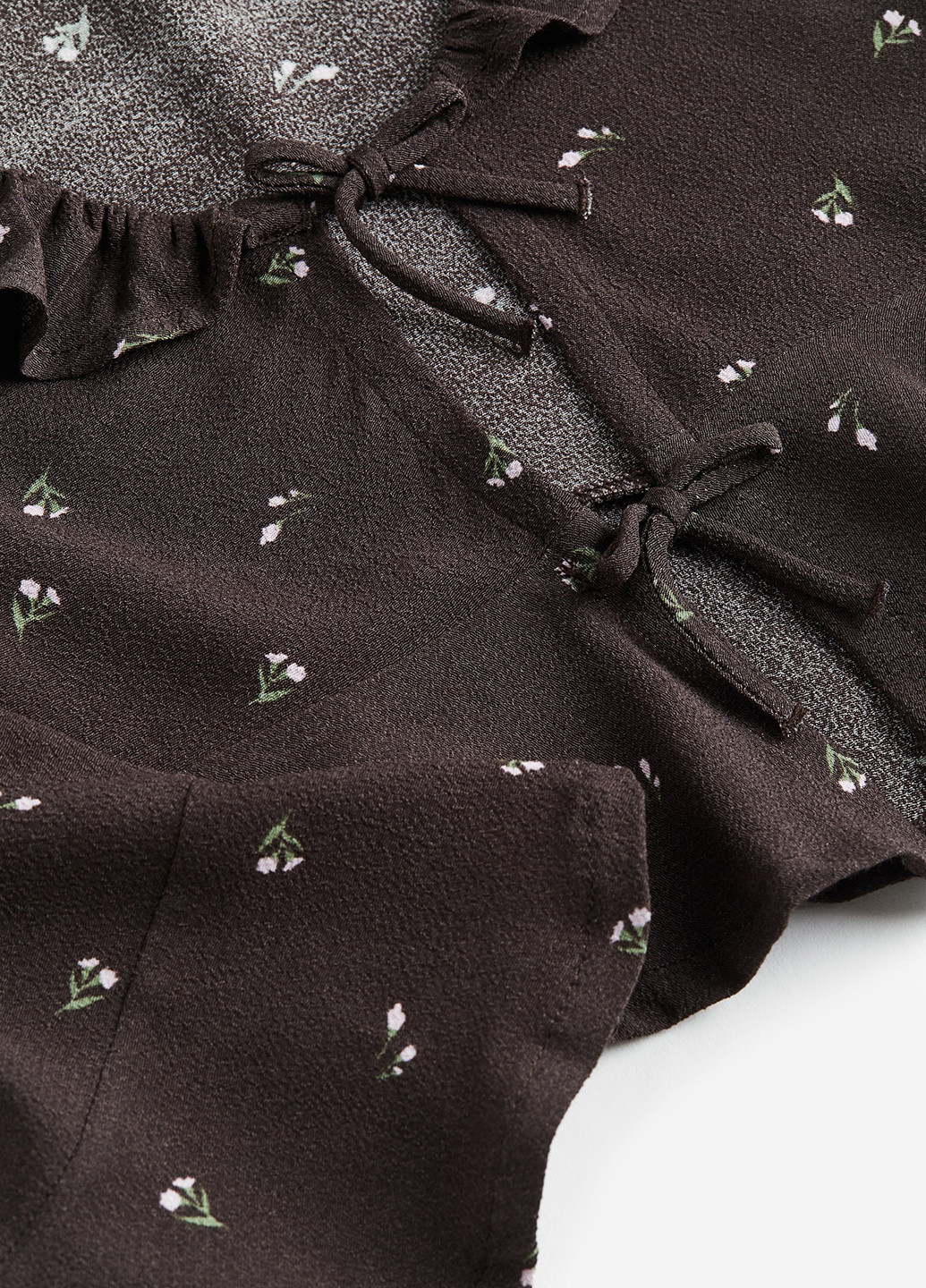 Темно-коричневая цветочной расцветки блузка H&M демисезонная