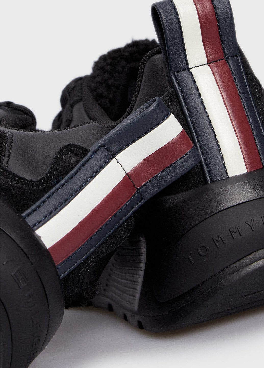 Кроссовки Tommy Hilfiger чёрные зима (328199644)