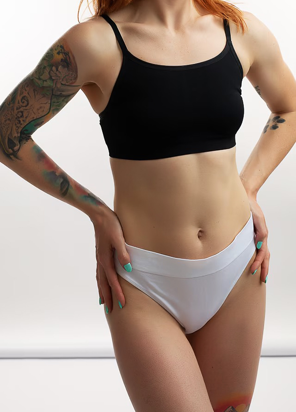 Чёрный топ бюстгалтер Gymshark без косточек нейлон