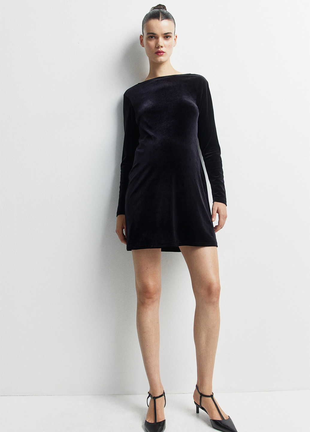 Чорна кежуал сукня для вагітних з відкритою спиною H&M однотонна