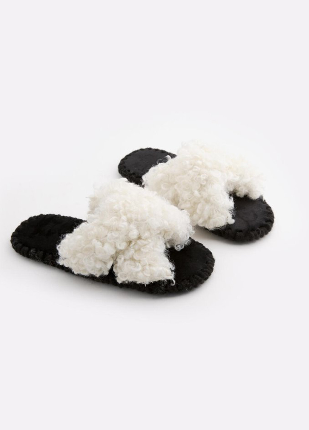 Белые тапочки Family Story с мехом