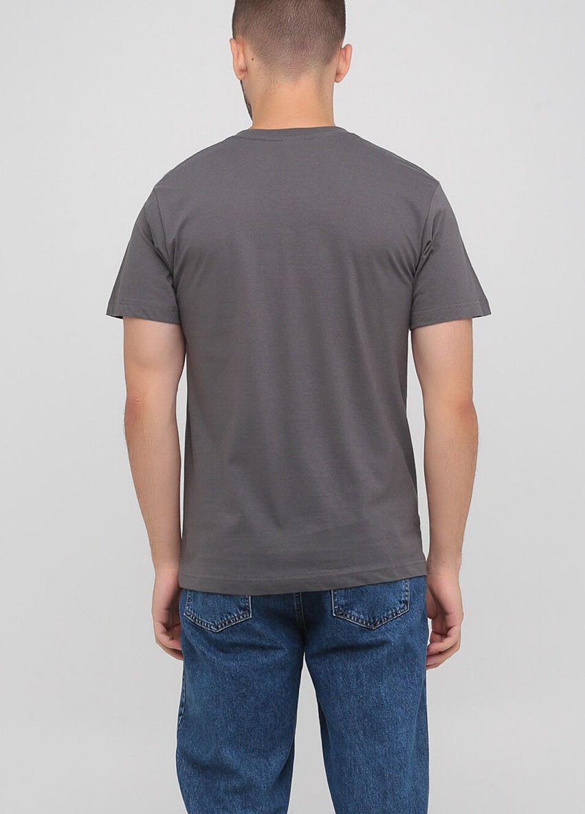 Темно-серая футболка мужская безшовная с круглым воротником Stedman