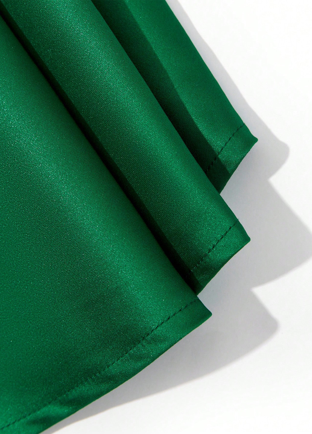 Зеленое праздничный, вечернее платье клеш, с открытой спиной SHEIN однотонное