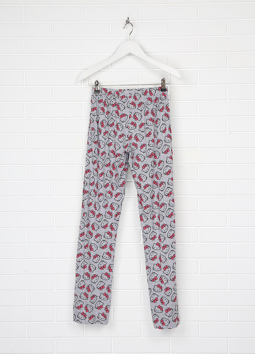 Светло-серые домашние демисезонные прямые брюки Sanrio