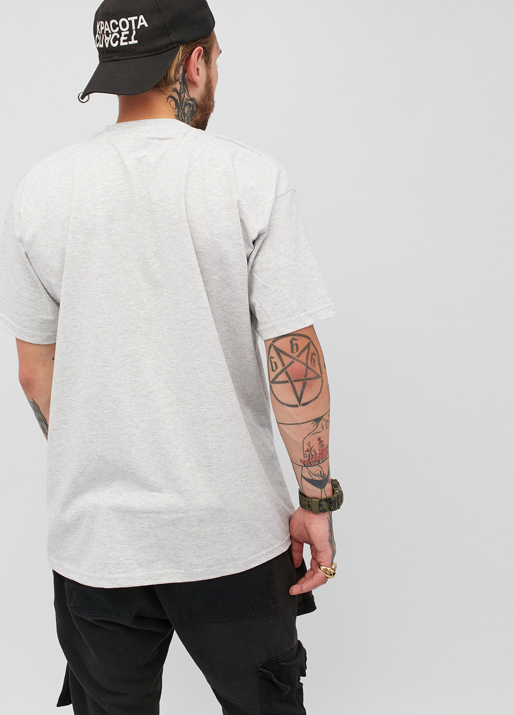 Светло-серая футболка YAPPI