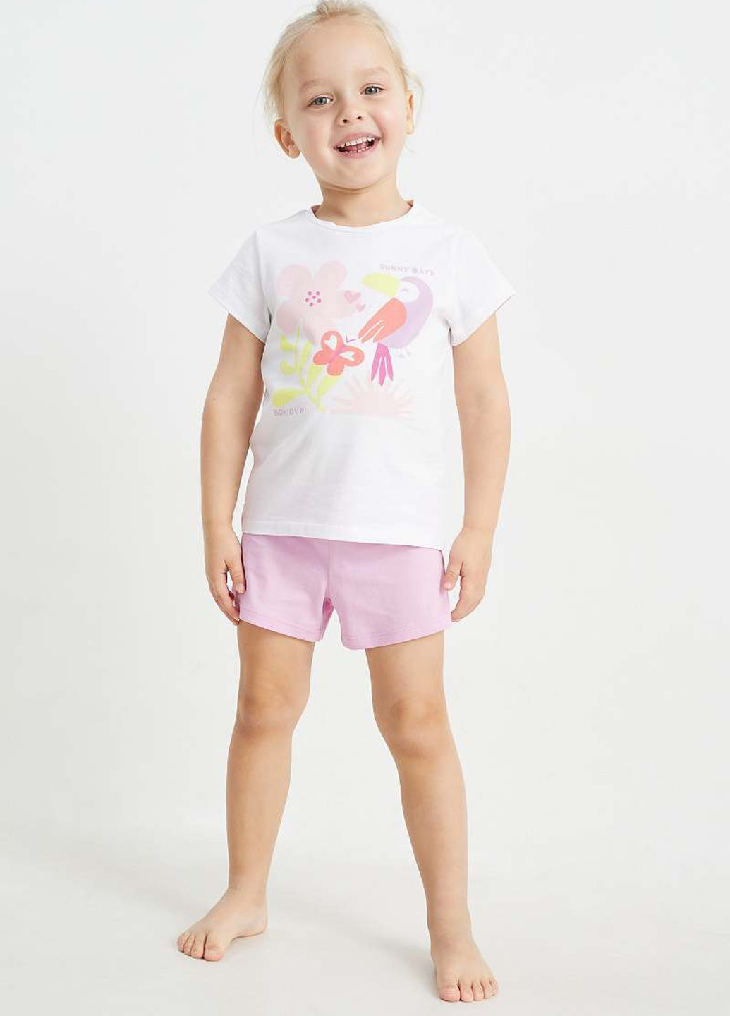 Белая летняя футболка C&A