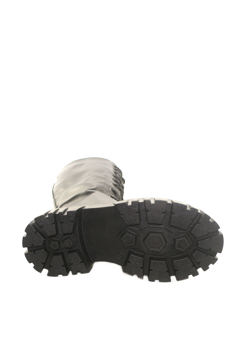 Зимние сапоги Mila на тракторной подошве, со шнуровкой