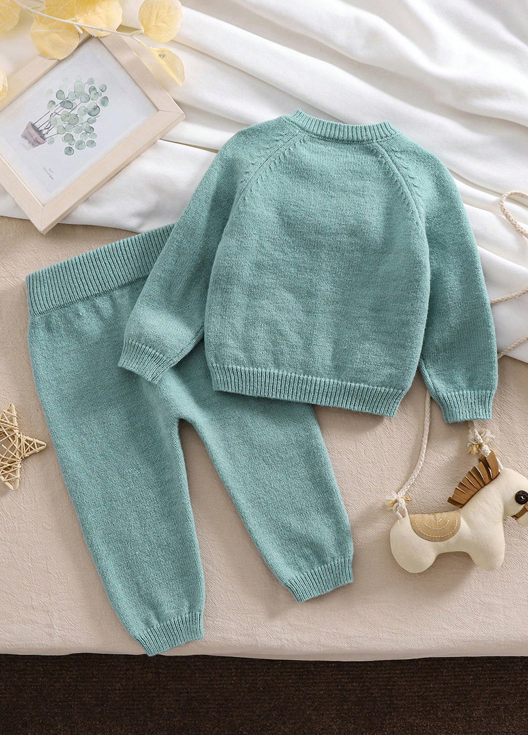 Мятный демисезонный костюм (свитер, брюки) брючный SHEIN