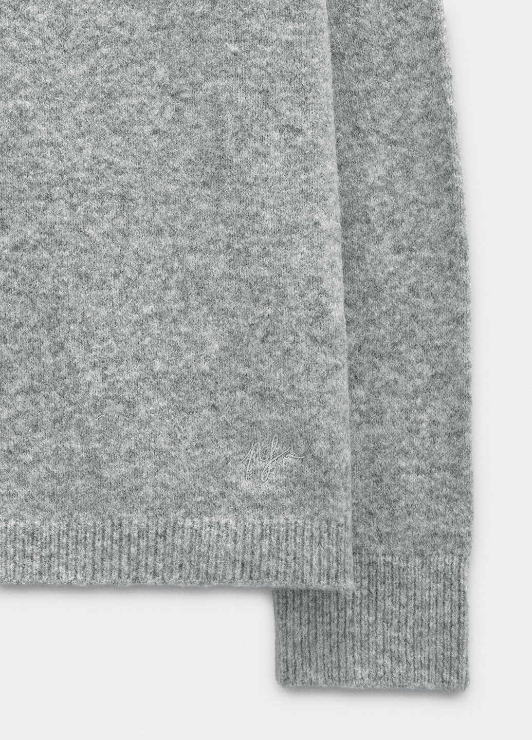 Светло-серый демисезонный свитер пуловер Parfois