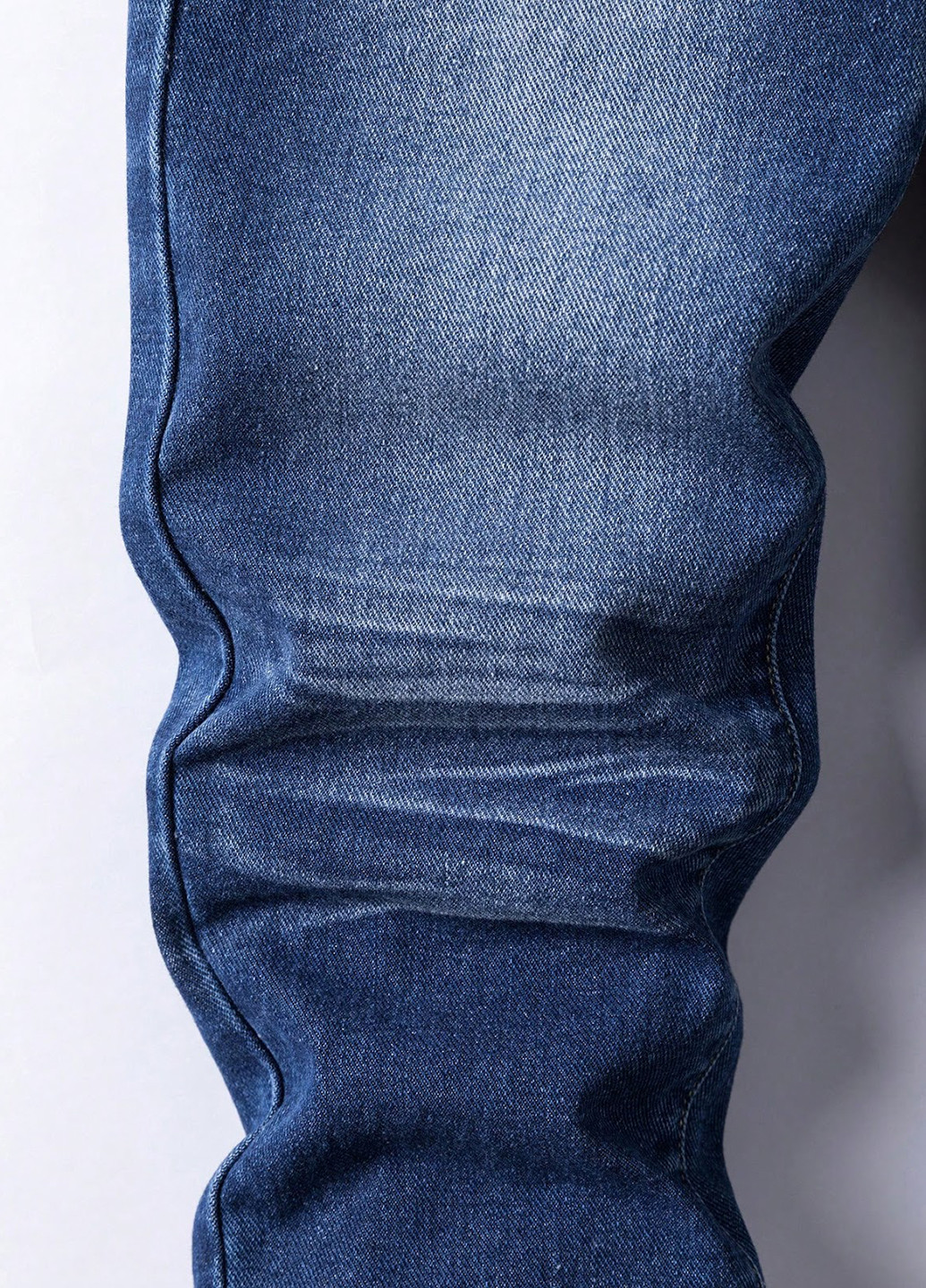 Синие демисезонные регюлар фит джинсы SHEIN