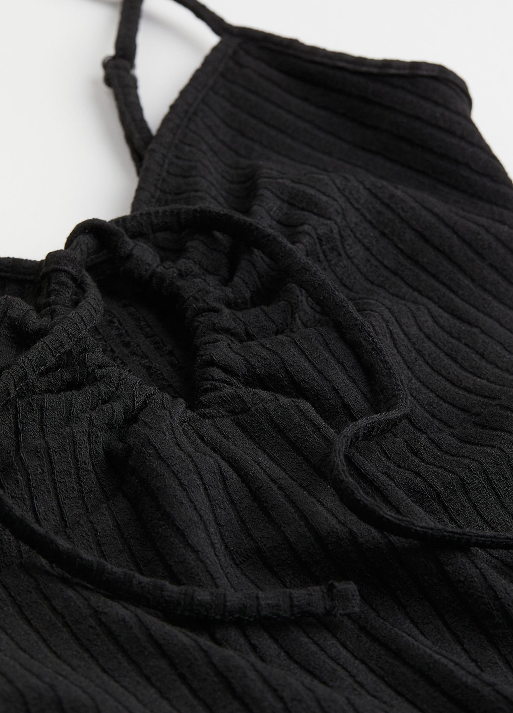 Черное кэжуал платье платье-майка H&M однотонное