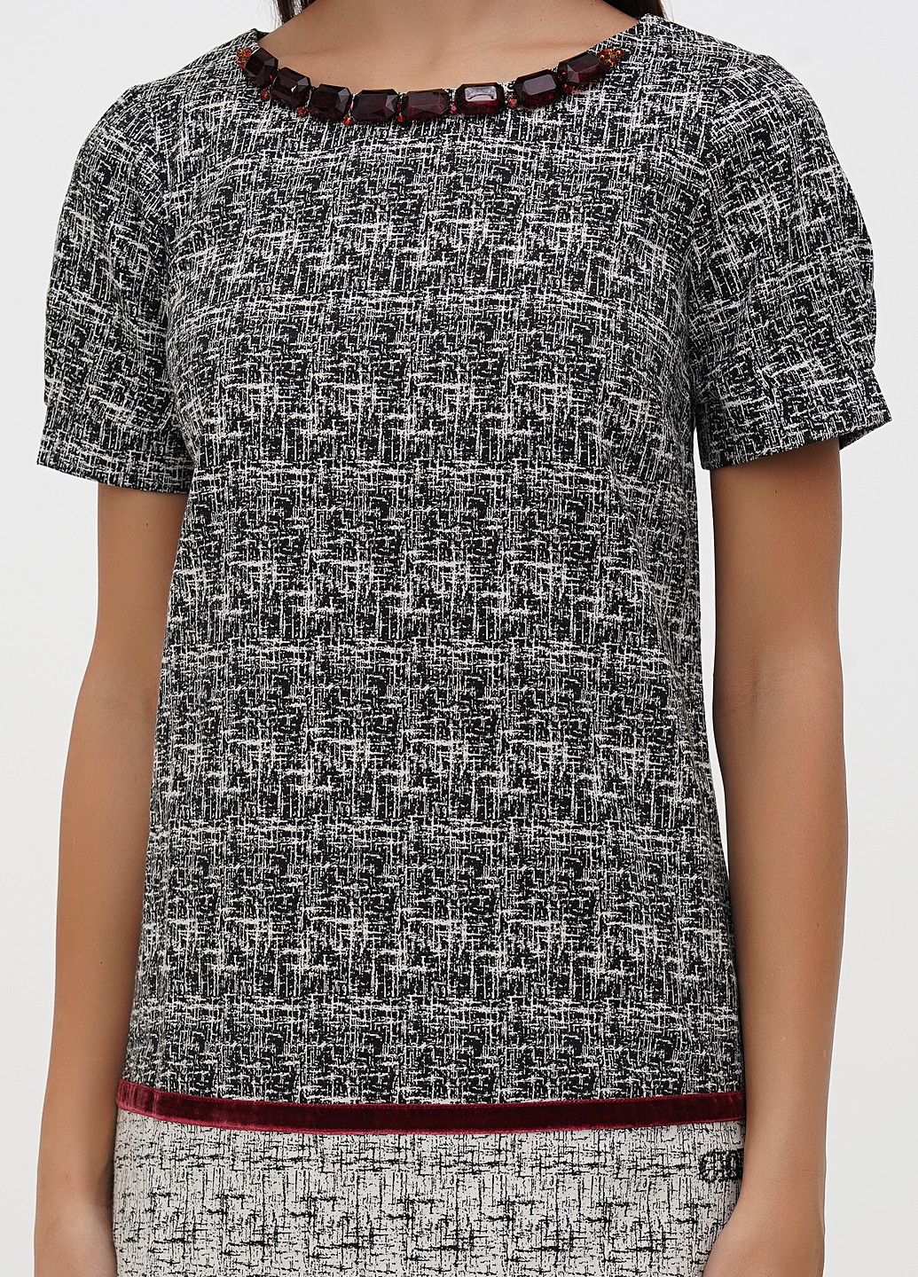 Черное кэжуал платье Sassofono с абстрактным узором