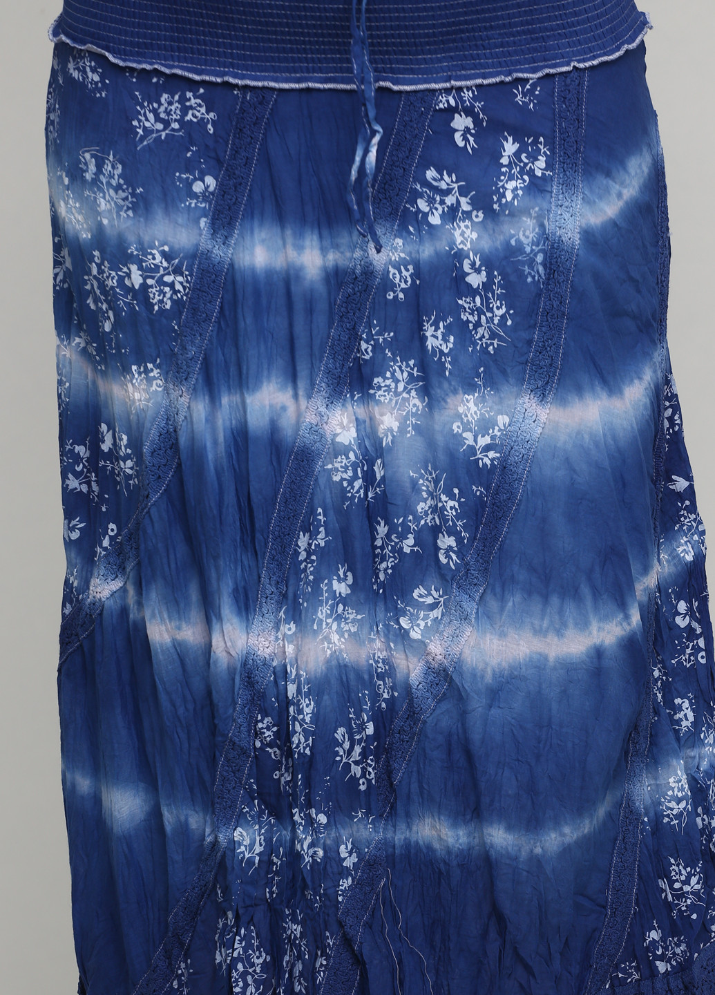 Темно-синяя кэжуал цветочной расцветки юбка Xiaoji клешированная