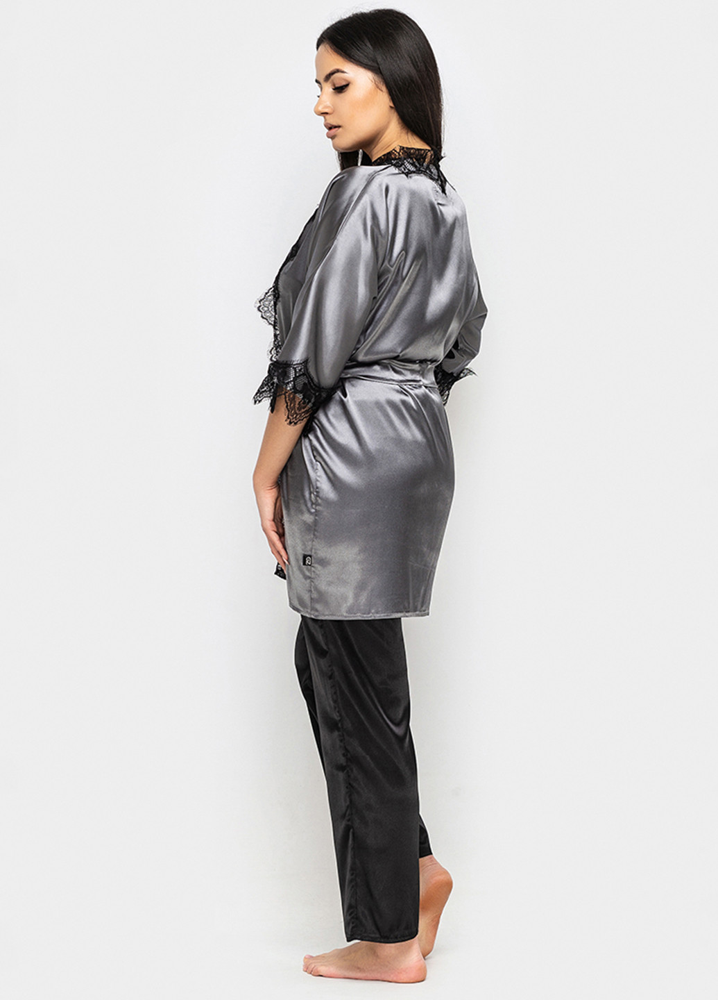 Серый демисезонный комплект (халат, топ, брюки) Ghazel