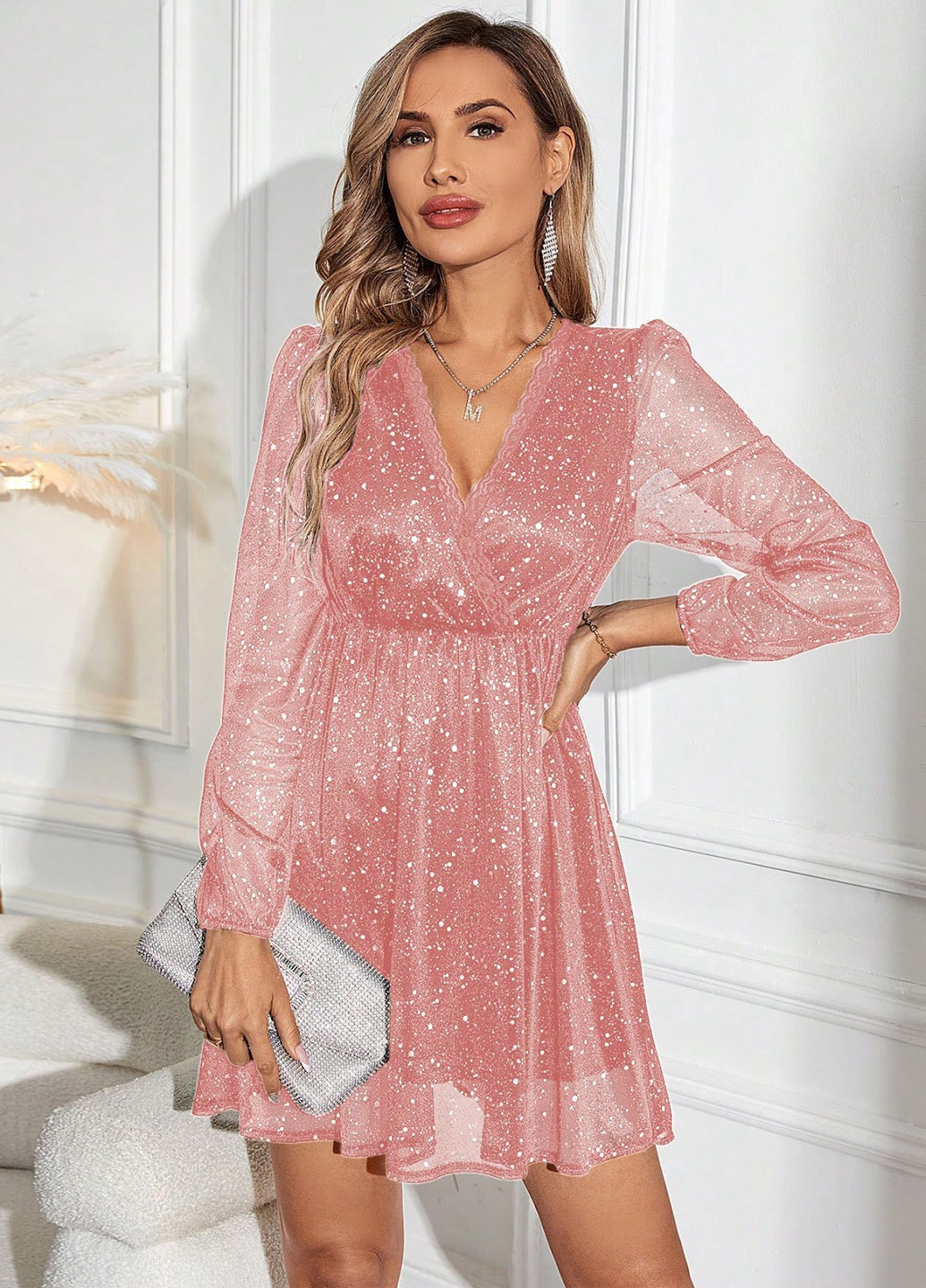 Бледно-розовое праздничный платье на запах SHEIN однотонное