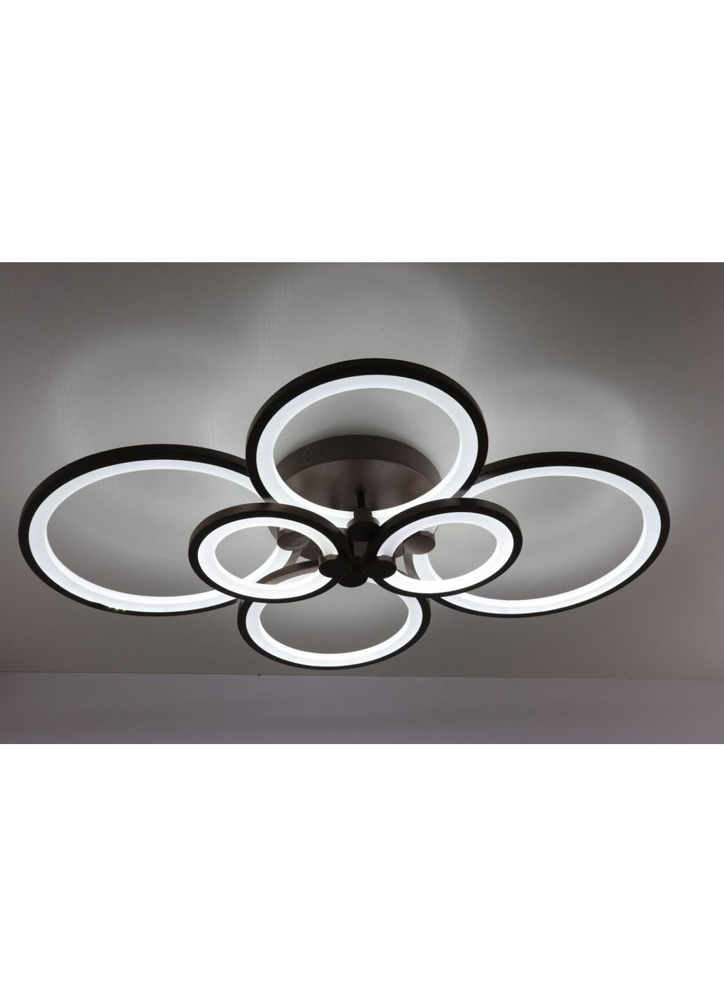 Люстра стельова LED з пультом A2280/2+2+2-cf Коричневий 12х58х80 см. Sunnysky (253630892)