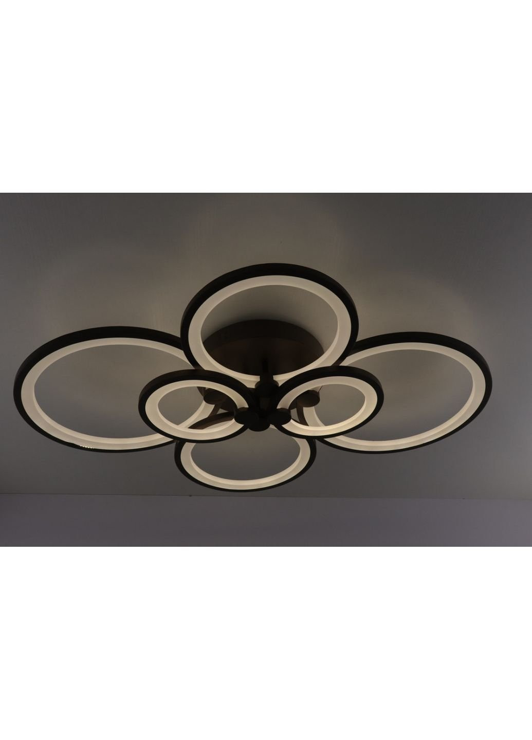 Люстра стельова LED з пультом A2280/2+2+2-cf Коричневий 12х58х80 см. Sunnysky (253630892)