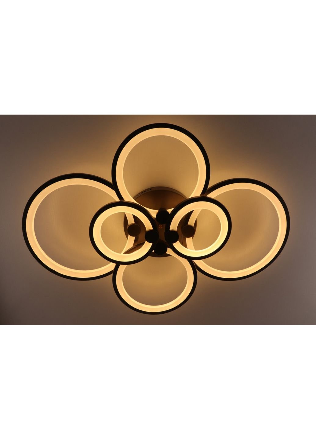 Люстра стельова LED з пультом A2280/2+2+2-cf Коричневий 12х58х80 см. Sunnysky (253630892)