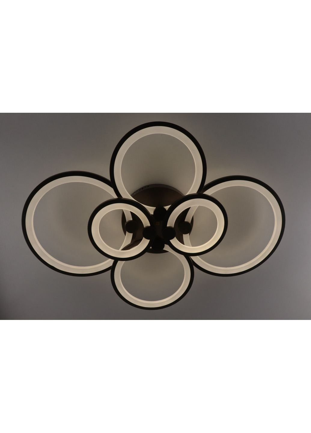 Люстра стельова LED з пультом A2280/2+2+2-cf Коричневий 12х58х80 см. Sunnysky (253630892)