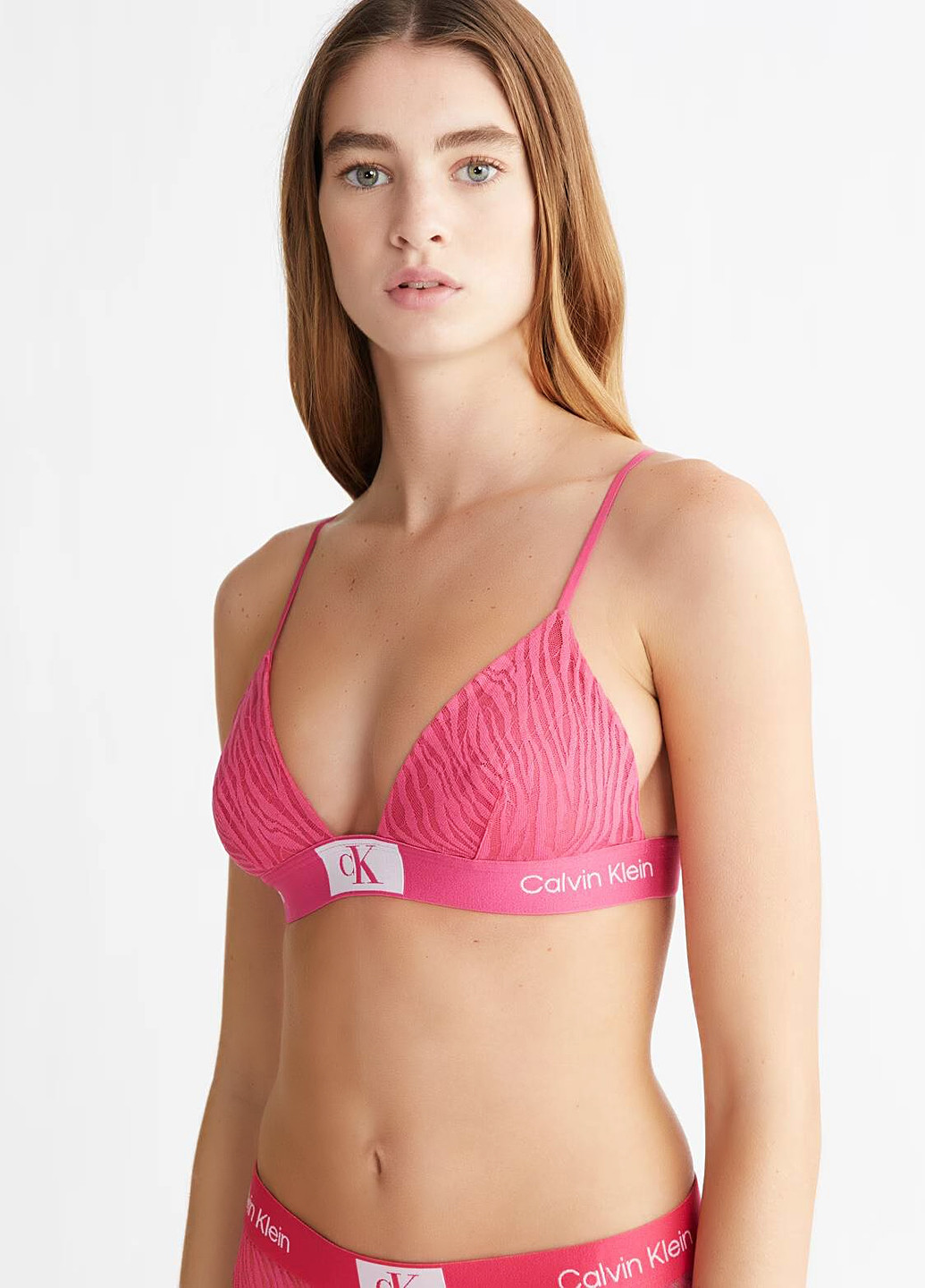 Розовый бралетт бюстгальтер Calvin Klein без косточек нейлон
