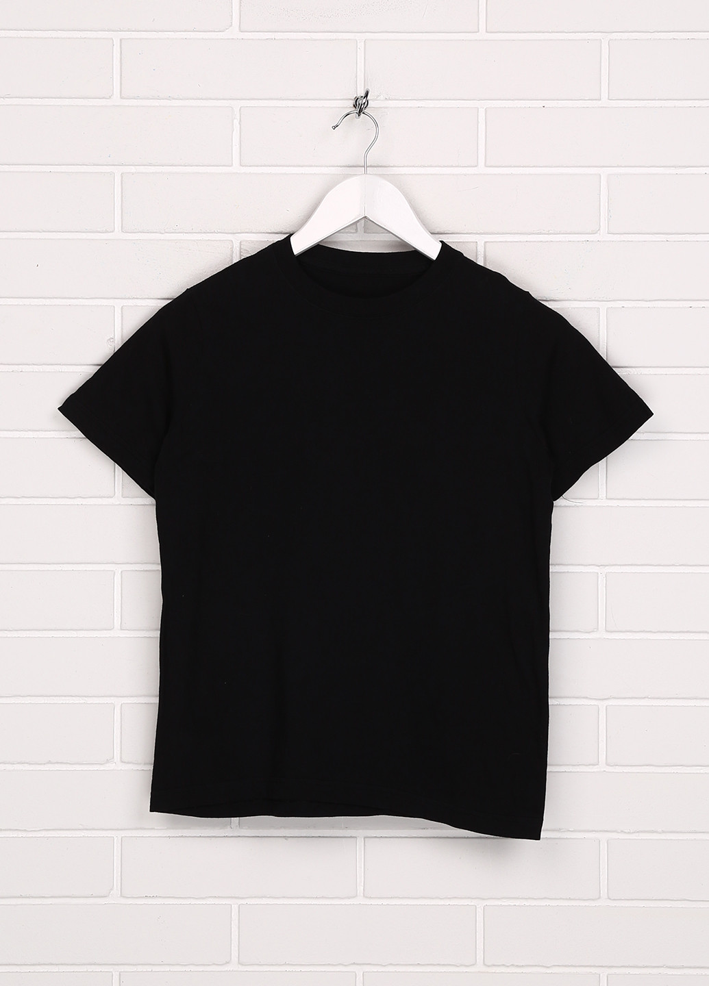 Черная летняя футболка Gildan