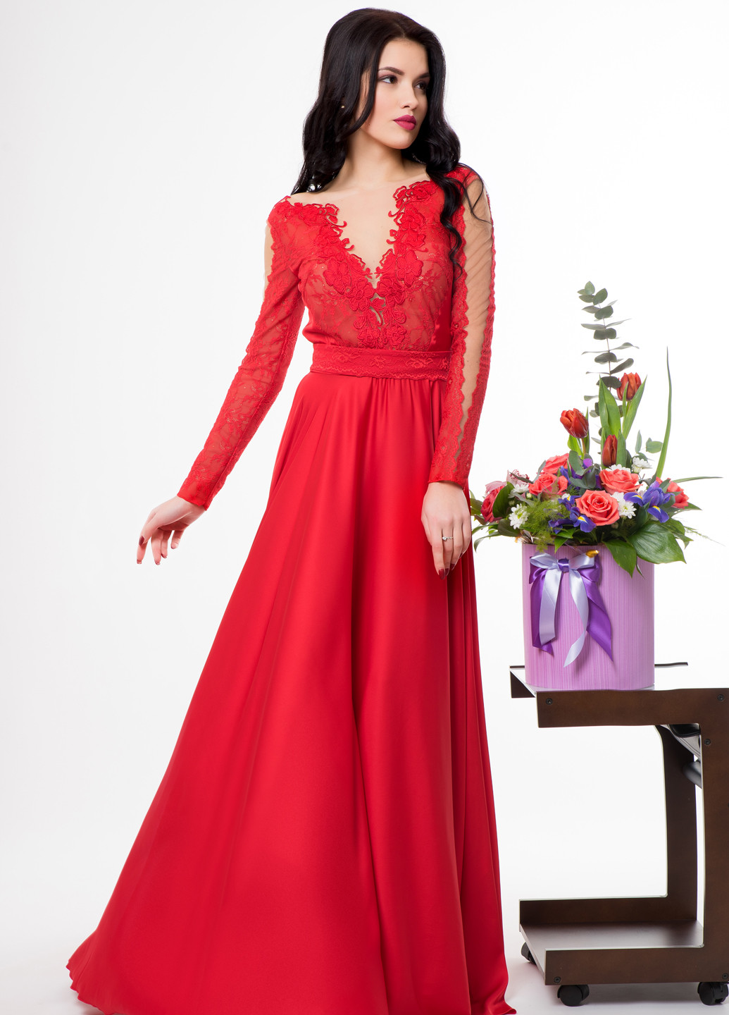 Красное вечернее платье с длинным рукавом Seam однотонное