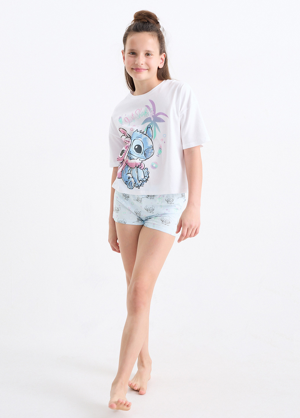 Біла всесезон піжама (футболка, шорти) футболка + шорти C&A