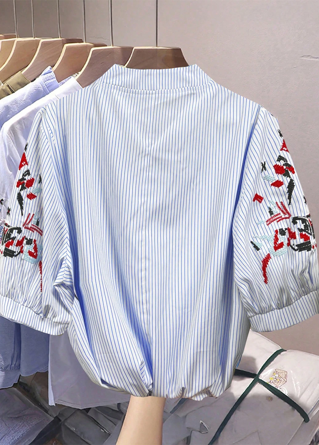 Біла блуза SHEIN