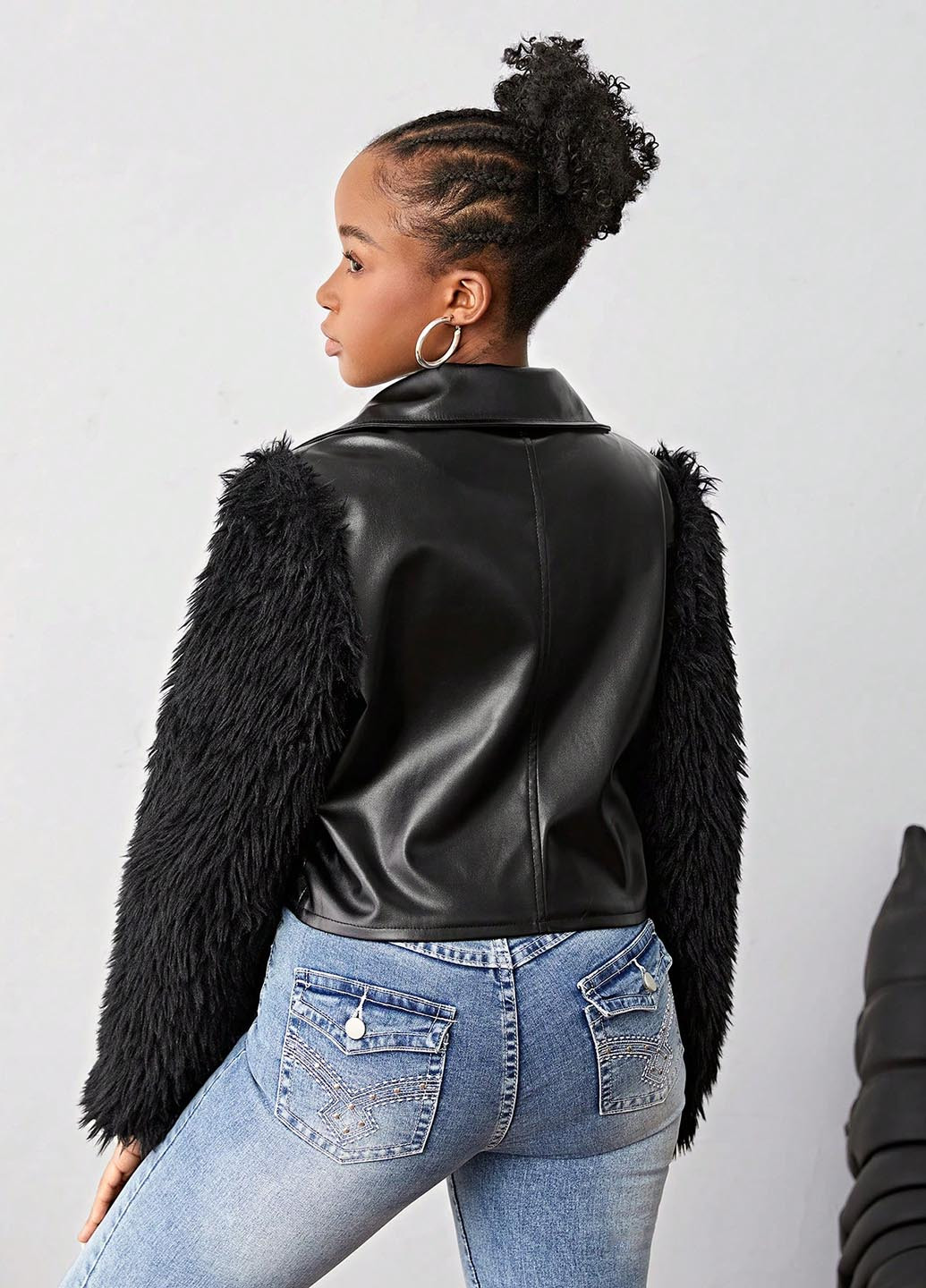 Чорна демісезонна куртка SHEIN