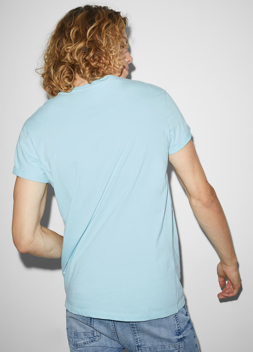 Блакитна футболка C&A