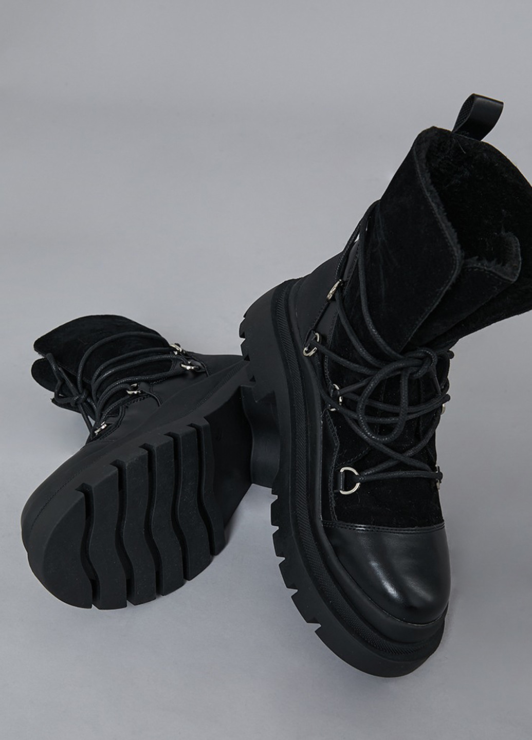 Зимние ботинки PrettyLittleThing со шнуровкой из искусственной замши, из искусственной кожи