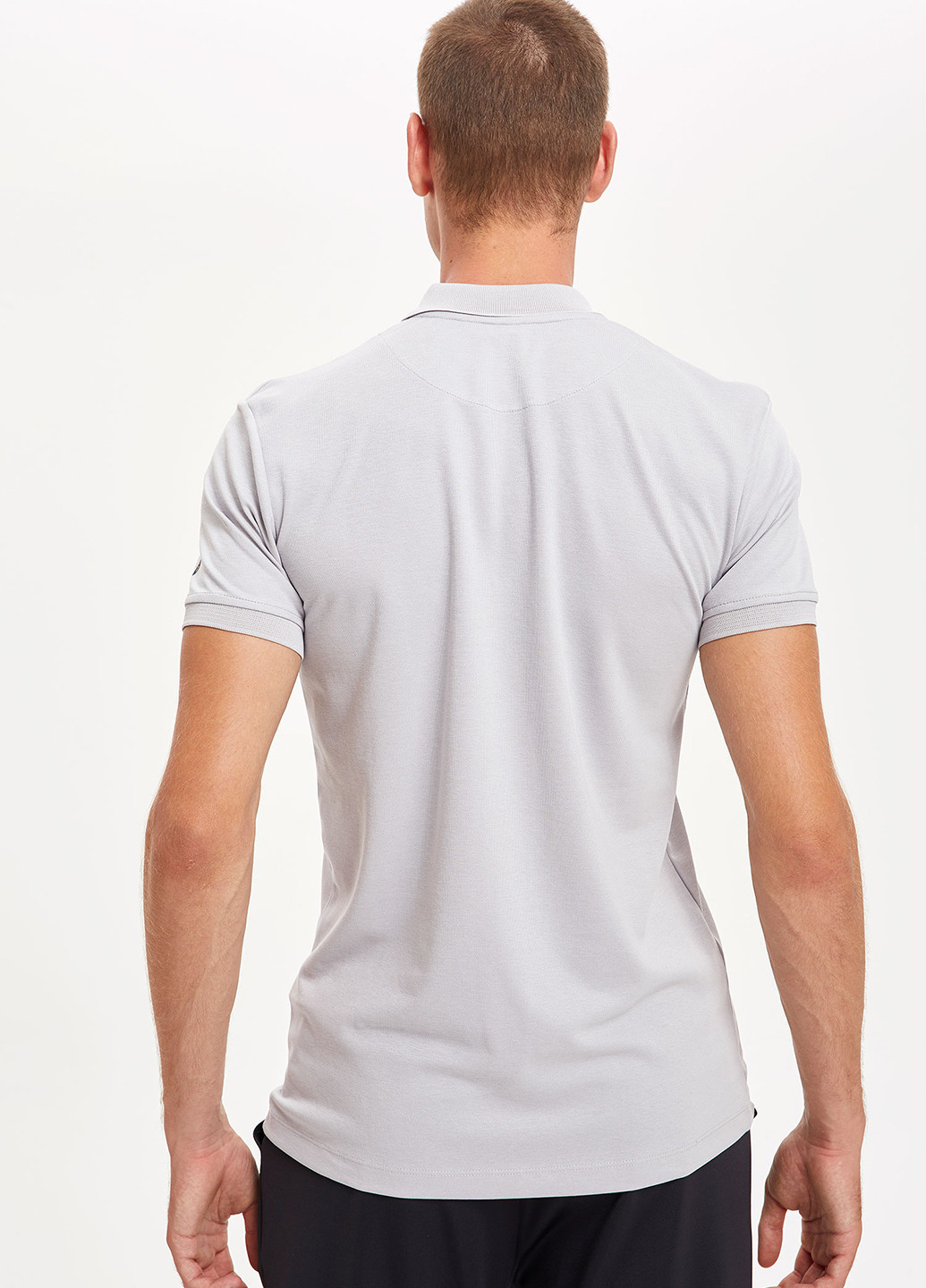 Светло-серая футболка-футболка для мужчин DeFacto