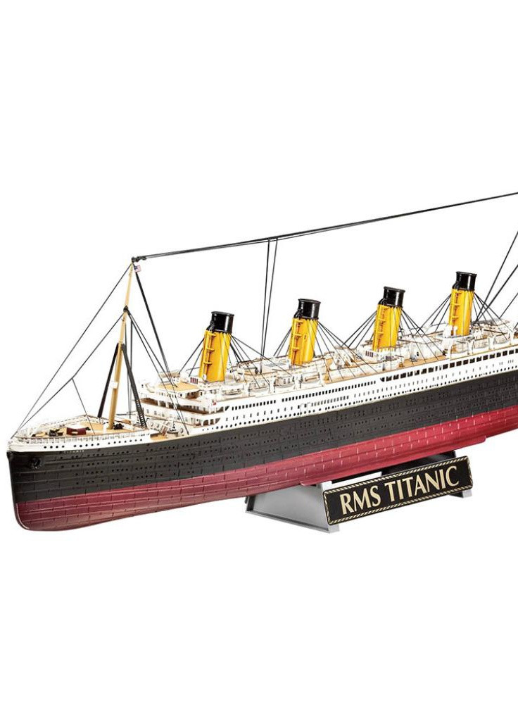 Сборная модель Лайнер Титаник. К 100-летию постройки. 1:400 (4009803057156) Revell (254082165)