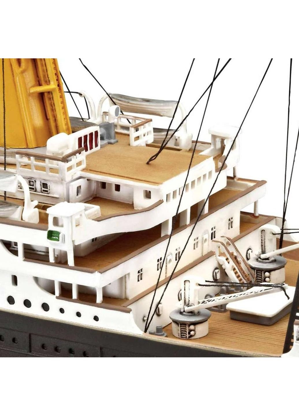 Сборная модель Лайнер Титаник. К 100-летию постройки. 1:400 (4009803057156) Revell (254082165)