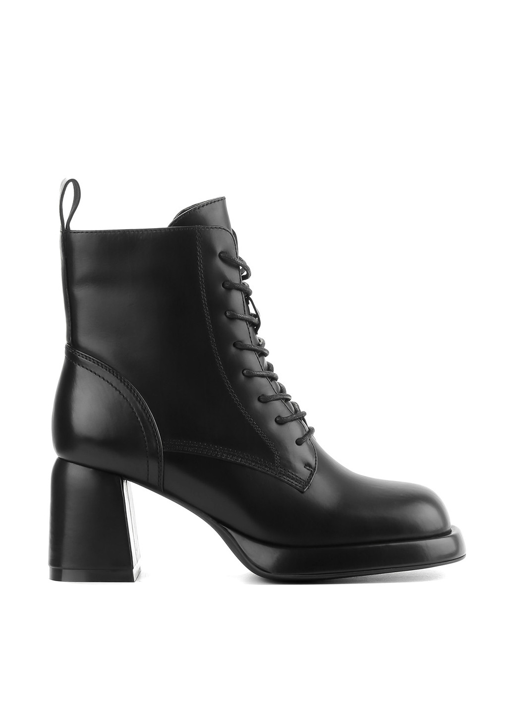 Зимние ботинки Le'BERDES со шнуровкой