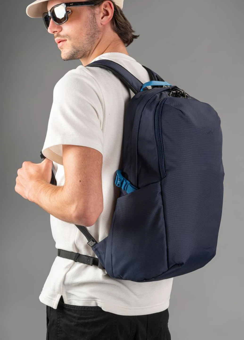 Рюкзак Pacsafe V 24L Active (329087324)