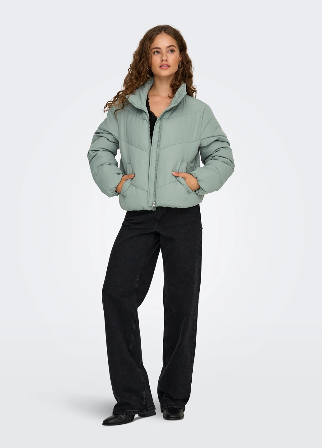 Оливковая демисезонная куртка Only