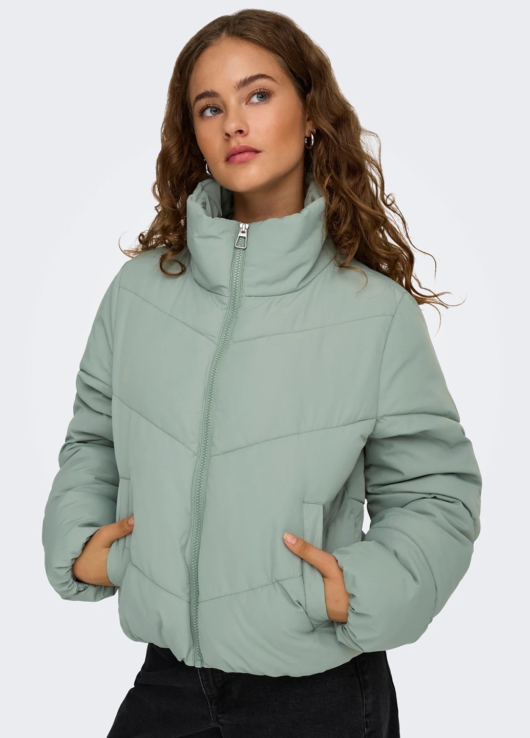 Оливковая демисезонная куртка Only