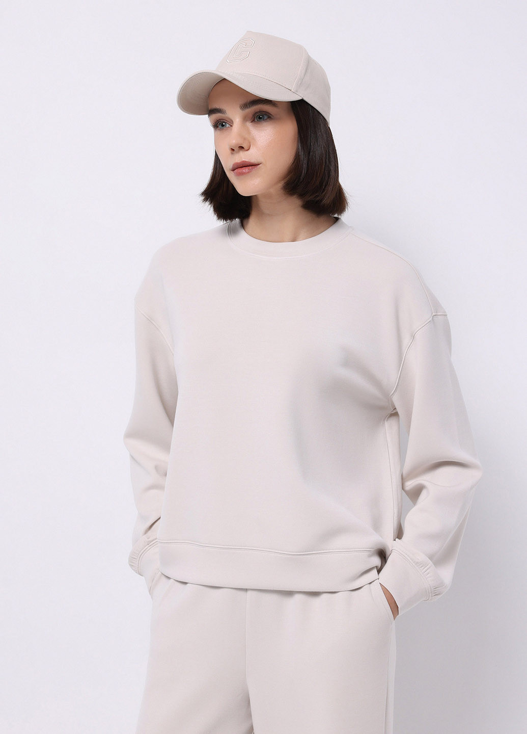 Бежевый свитшот Colin's однотонный без декора (360797513)