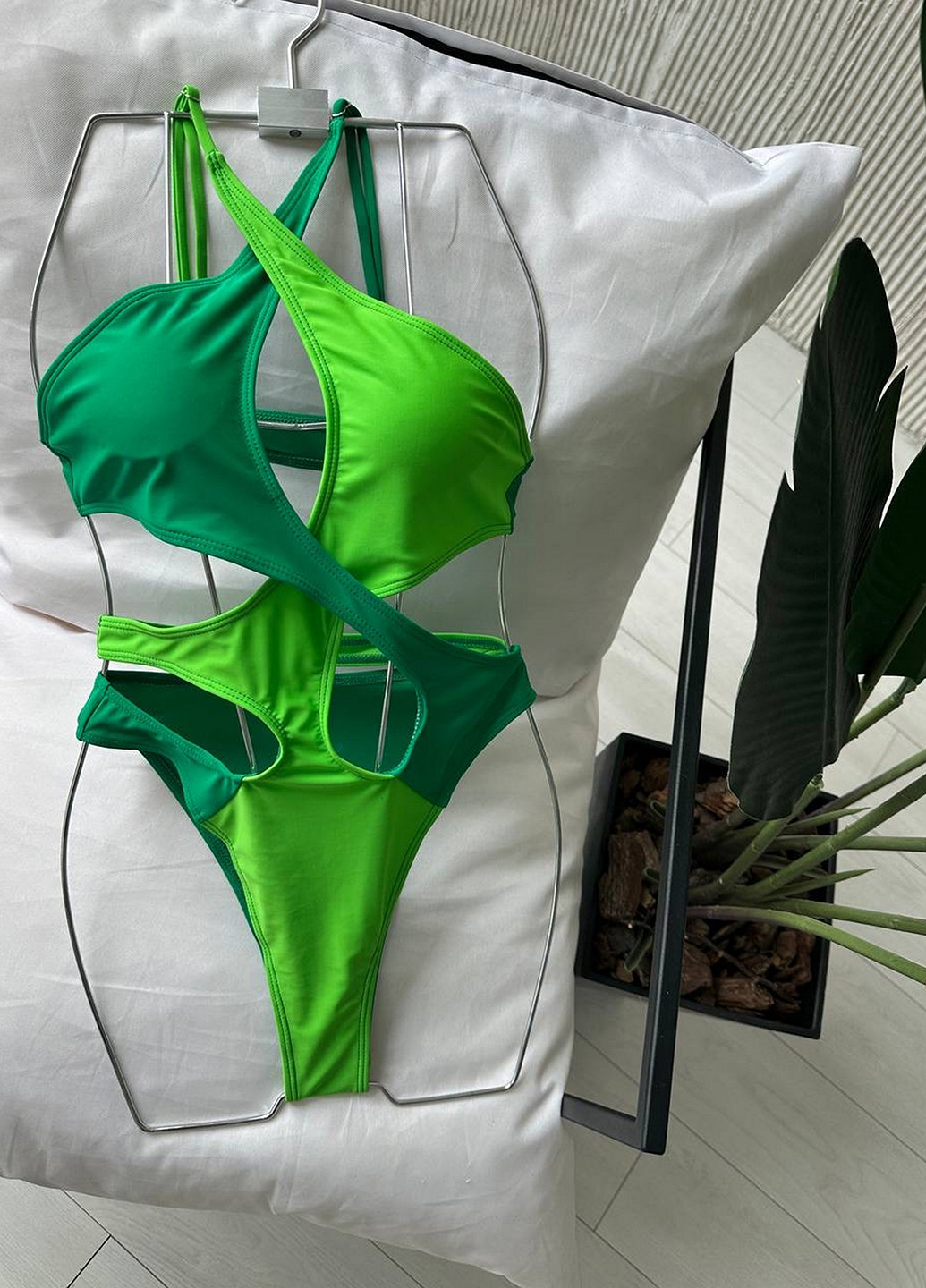 Зеленый летний купальник монокини, слитный NOVA VEGA