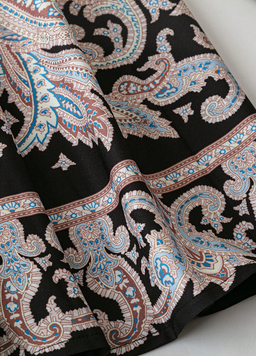 Разноцветная кэжуал с рисунком юбка SHEIN