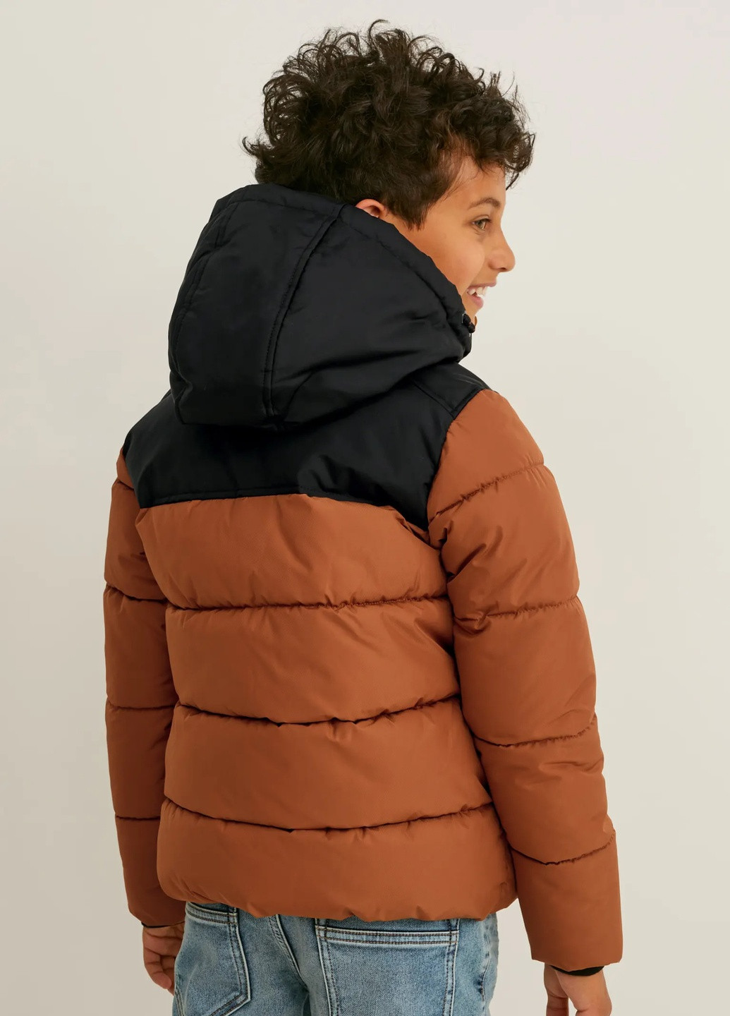 Коричневая зимняя зимняя куртка для мальчика хаки 2175724 C&A
