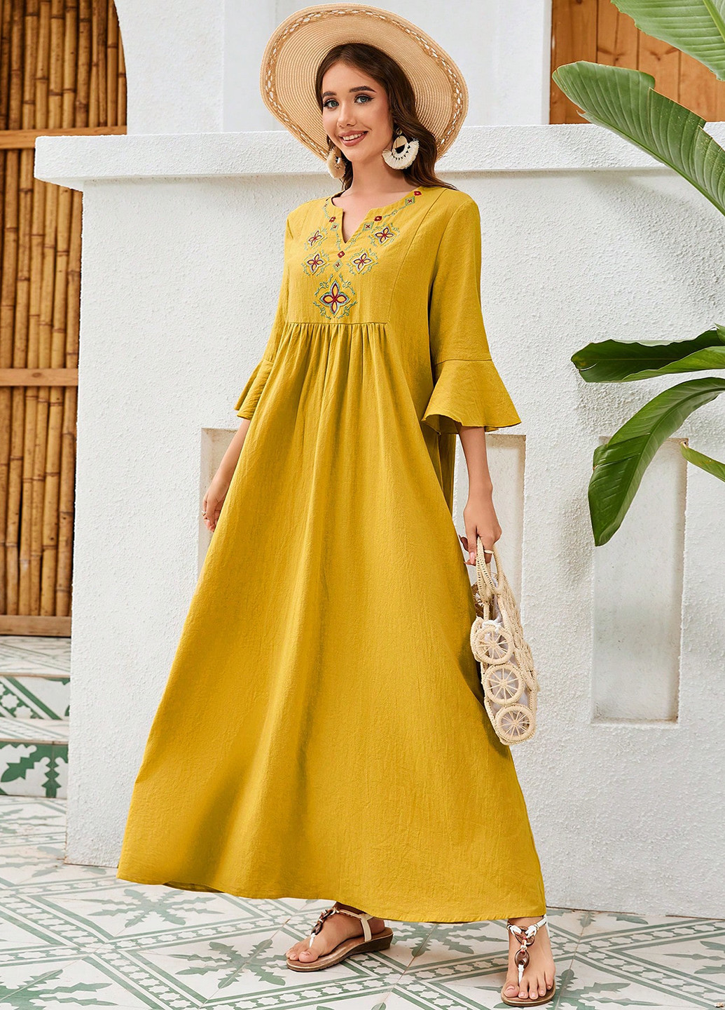 Горчичное кэжуал платье а-силуэт SHEIN с цветочным принтом