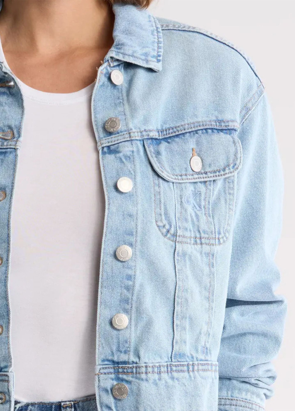 Светло-голубая демисезонная куртка куртка-пиджак Calvin Klein