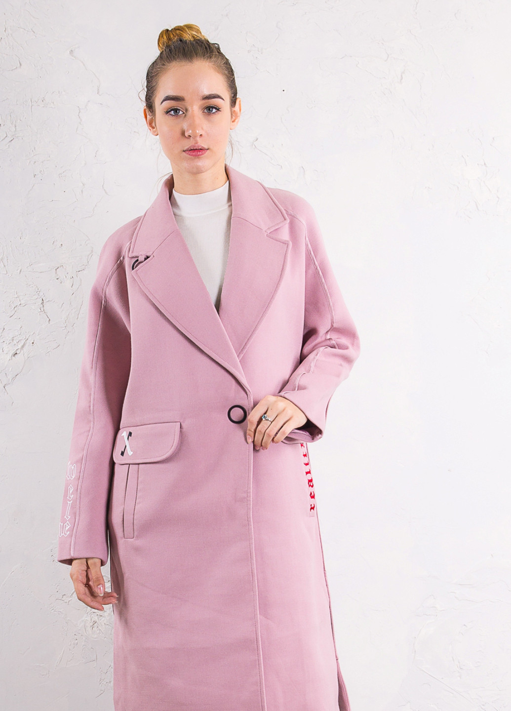 Розовое демисезонное Пальто однобортное Only