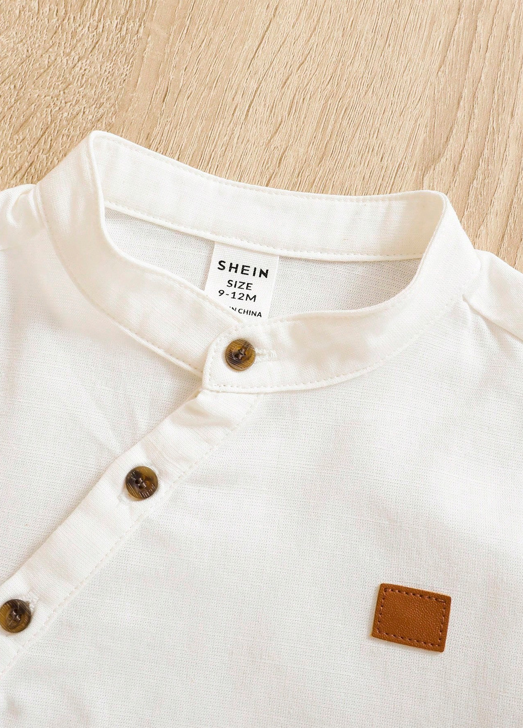 Комбинированный летний костюм (футболка, шорты) SHEIN